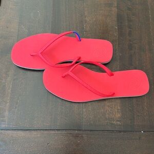 Rothy’s flip flops